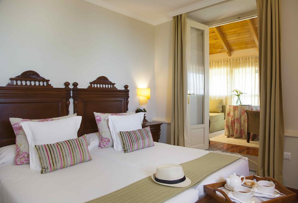 Casona De La Paca Hotell Cudillero Exteriör bild